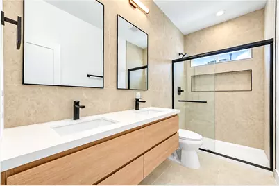 8220 Gladstone Street #A/B, Houston, TX 77051 - Photo 18