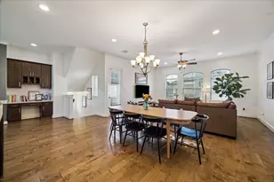 1165 Beasley Hills Ln, Houston, TX 77008 - Photo 14