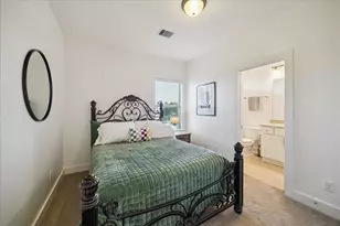 1165 Beasley Hills Ln, Houston, TX 77008 - Photo 4