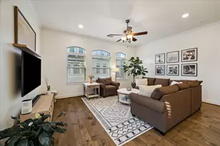 1165 Beasley Hills Ln, Houston, TX 77008 - Photo 18