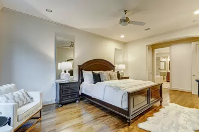 1955 Sheridan Street, Houston, TX 77030 - Photo 18