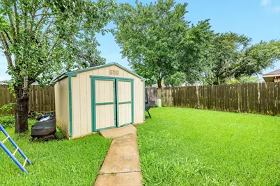 108 Coffee Lane, Lake Jackson, TX 77566 - Photo 28