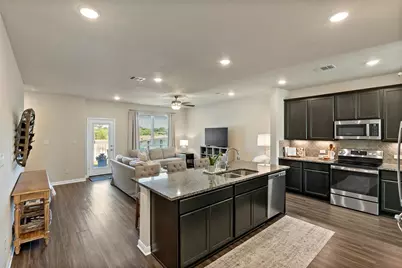 1310 Kingsgate Drive, Bryan, TX 77807 - Photo 8