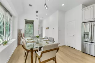 2227 Dellwood Bay Ln, Pinehurst, TX 77362 - Photo 10