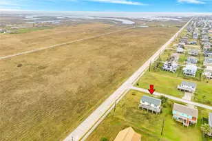 16725 Captain Bligh Rd, Jamaica Beach, TX 77554 - Photo 8