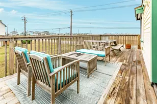 16725 Captain Bligh Rd, Jamaica Beach, TX 77554 - Photo 18