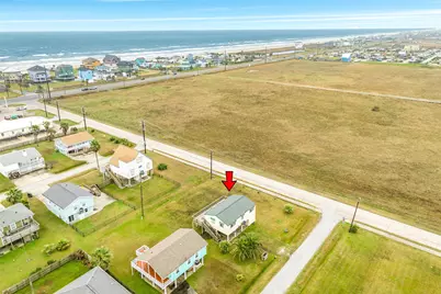 16725 Captain Bligh Road, Jamaica Beach, TX 77554 - Photo 6