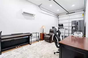 3217 Parkwood Dr, Houston, TX 77021 - Photo 38