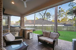 203 Terrain View Ct, Willis, TX 77318 - Photo 26