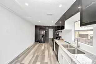 824 Wilkes St, Houston, TX 77009 - Photo 8
