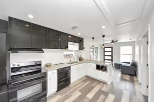 824 Wilkes St, Houston, TX 77009 - Photo 6
