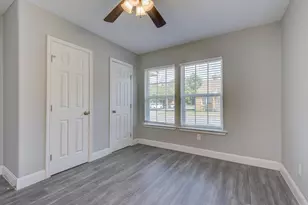 223 W Adoue St, Baytown, TX 77520 - Photo 16