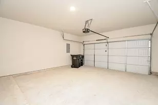 27927 Western Crk Ct, Katy, TX 77494 - Photo 4