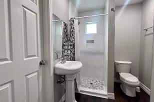 207 S Ave A, Willis, TX 77378 - Photo 8