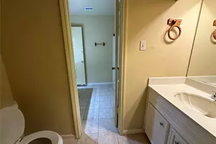 1937 Arcadia Dr, Sugar Land, TX 77498 - Photo 20