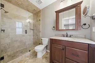 1110 E 26th St, Houston, TX 77009 - Photo 12