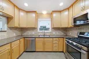 1110 E 26th St, Houston, TX 77009 - Photo 6