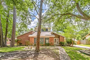 3406 Forest Village Dr, Houston, TX 77339 - Photo 4
