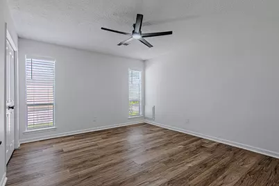3406 Forest Village Drive, Houston, TX 77339 - Photo 34