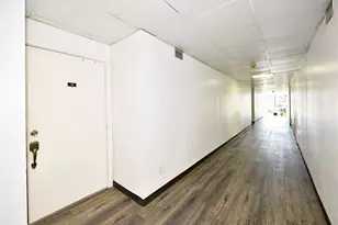 3035 Walnut Bend Ln, Houston, TX 77042 - Photo 20