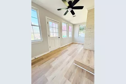 1803 S Park Street, Brenham, TX 77833 - Photo 10