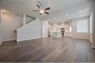 363 Biltmore Loop, Montgomery, TX 77316 - Photo 10