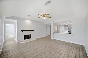 3116 Creek Bank Ln, Pearland, TX 77581 - Photo 14