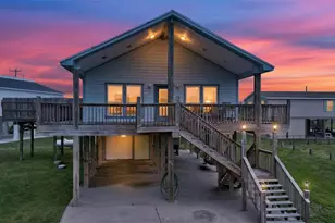 994 Nassau Dr, Crystal Beach, TX 77650 - Photo 42