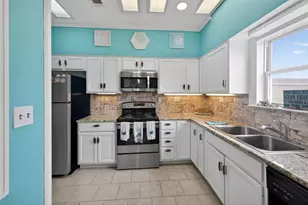 994 Nassau Dr, Crystal Beach, TX 77650 - Photo 24