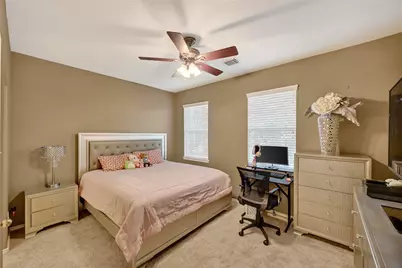 8502 Beacon Bend Lane, Pearland, TX 77584 - Photo 34