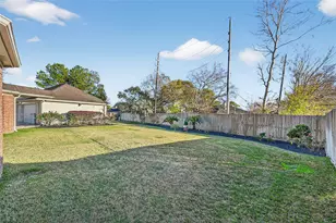 8502 Beacon Bend Ln, Pearland, TX 77584 - Photo 46