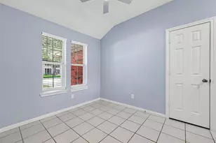 8810 Barron Wood Circle Circle, Houston, TX 77083 - Photo 4