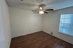 12310 Jaguar Dr, Stafford, TX 77477 - Photo 14