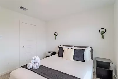 3207 Crown Gate Drive, Houston, TX 77047 - Photo 30