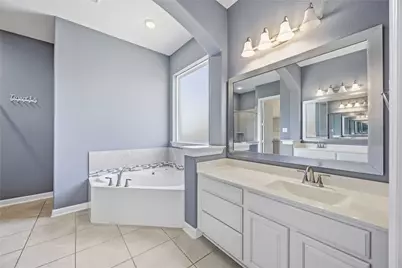 6822 Regal Lakes Drive, Katy, TX 77493 - Photo 14