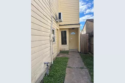 7824 Windward Passage Street, Houston, TX 77072 - Photo 2