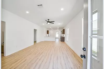 40635 Mostyn Lake Drive, Magnolia, TX 77354 - Photo 4