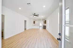 40635 Mostyn Lake Dr, Magnolia, TX 77354 - Photo 4