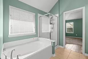 8319 Montego Bay Dr, Baytown, TX 77523 - Photo 20