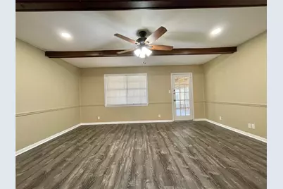 241 Crestwood Street, Clute, TX 77531 - Photo 10