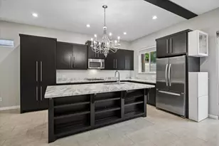 1609 St Charles St, Houston, TX 77003 - Photo 20