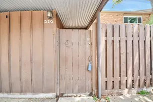 10372 Hammerly Blvd, Houston, TX 77043 - Photo 36