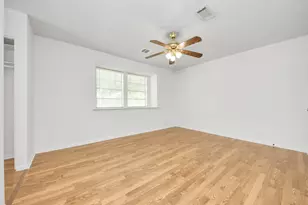 10372 Hammerly Blvd, Houston, TX 77043 - Photo 24