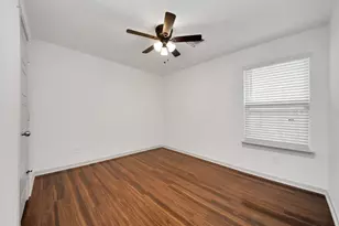 2906 Chase Cross Ln, Houston, TX 77047 - Photo 22