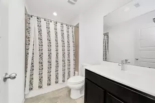 2906 Chase Cross Ln, Houston, TX 77047 - Photo 24