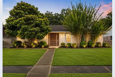 7715 Kendalia Drive, Houston, TX 77036 - Photo 2