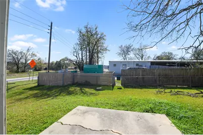 203 Paradise Lane, Montgomery, TX 77356 - Photo 16