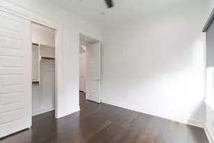 1032 W 21st St, Houston, TX 77008 - Photo 6