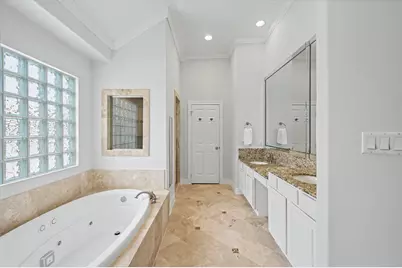 5718 Winsome Lane Lane, Houston, TX 77057 - Photo 20