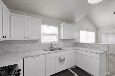 29206 Stapleford St, Spring, TX 77386 - Photo 10